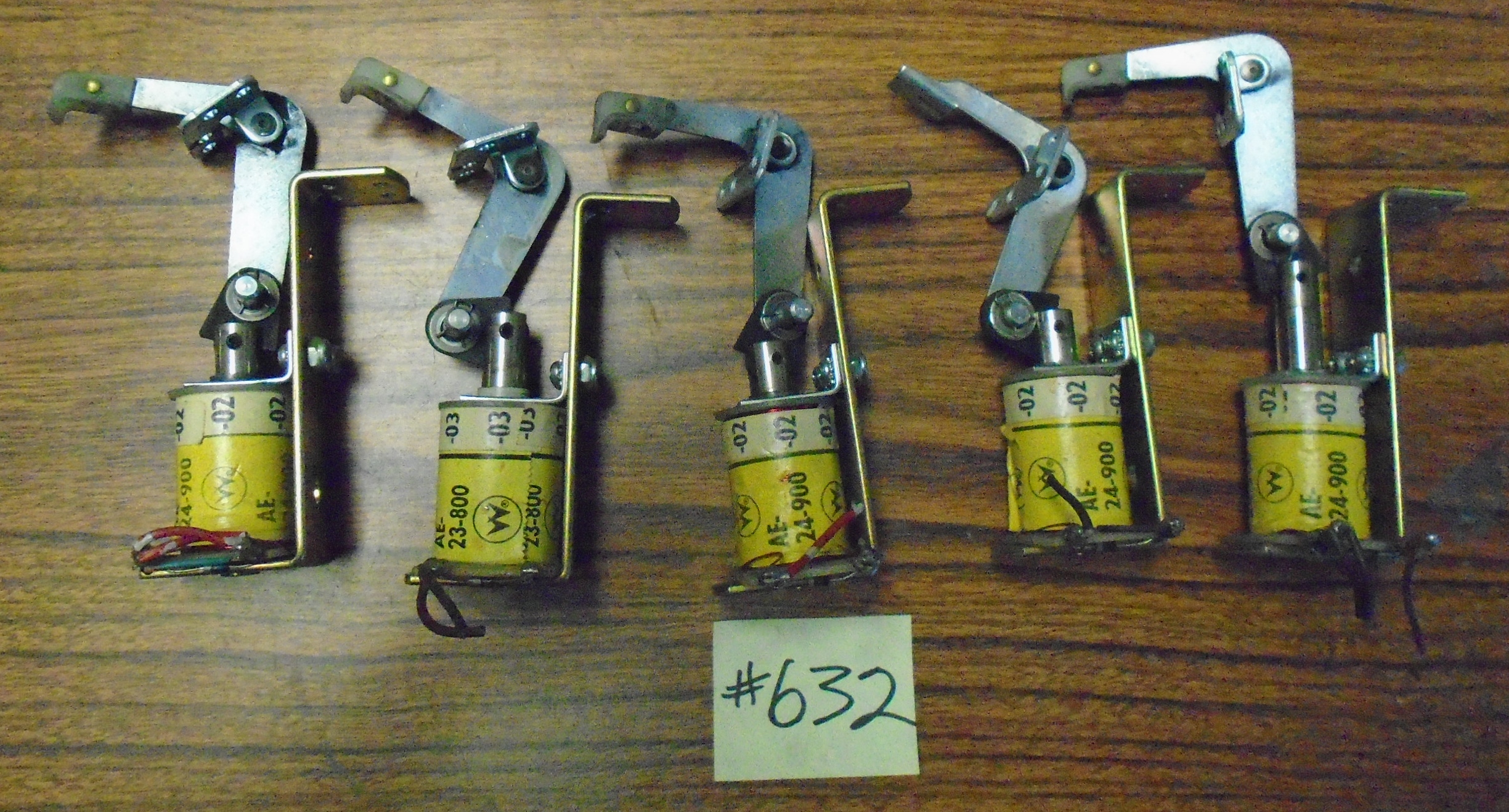 Williams Pinball Machine Game Parts Kicker Slingshot Assemblies 632